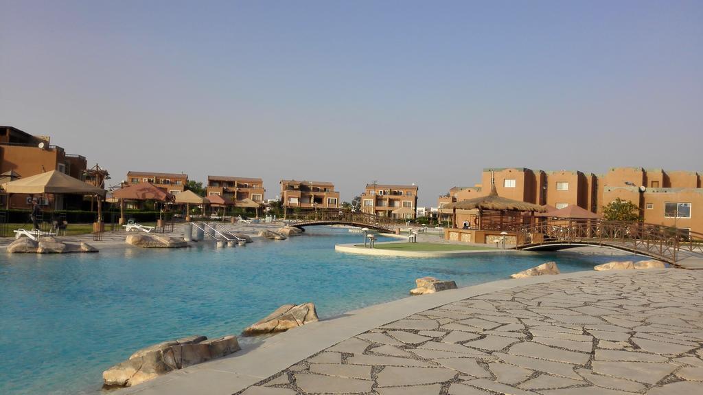 Three-Bedroom Garden Chalet At Marina Wadi Degla For Families Ain Sukhna Quarto foto